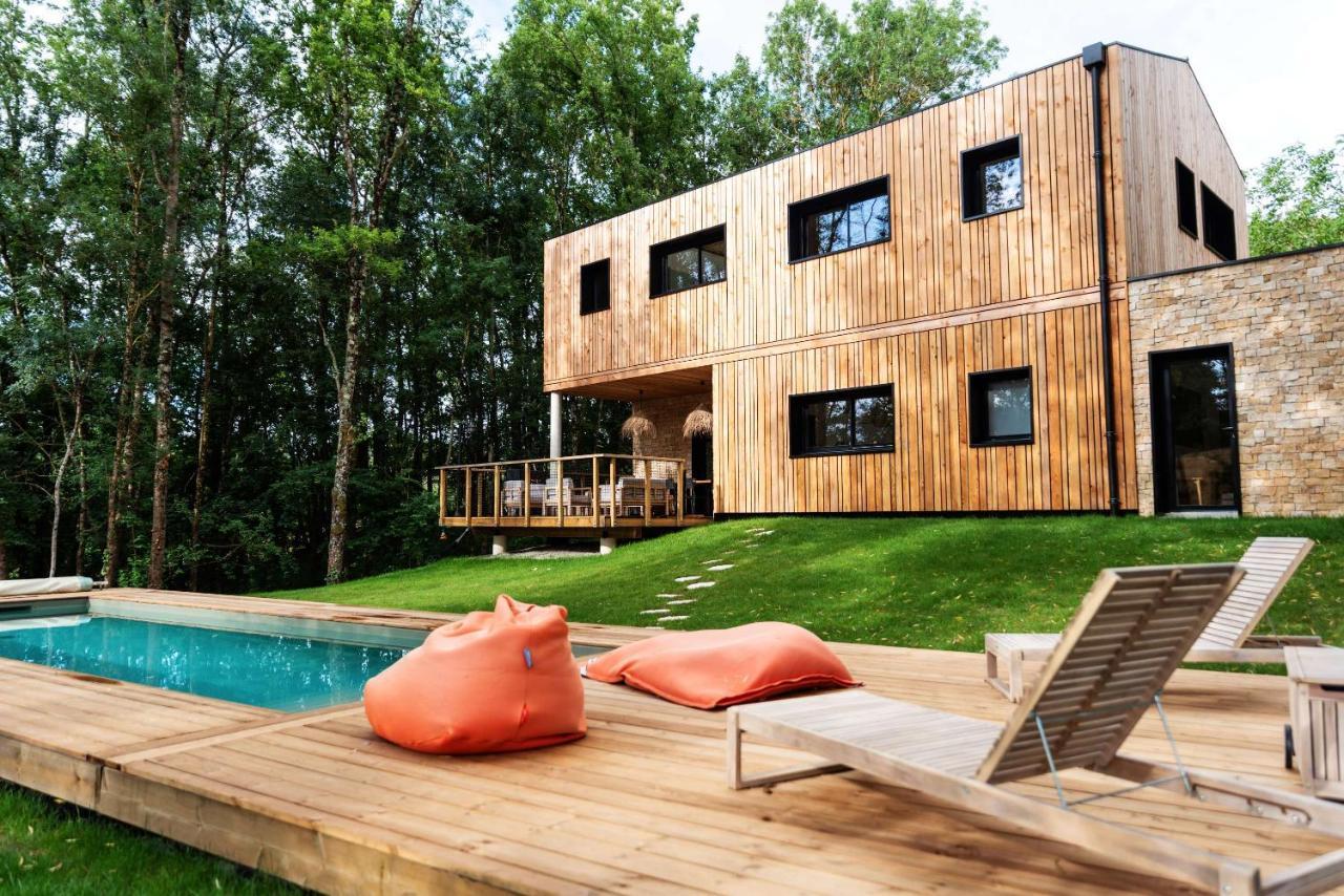 Dans Les Arbres Lanta Exterior photo